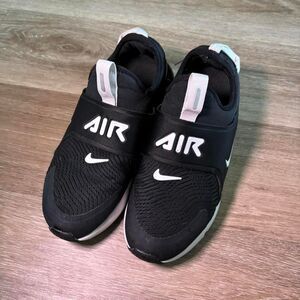 Nike Women's Black Trainers